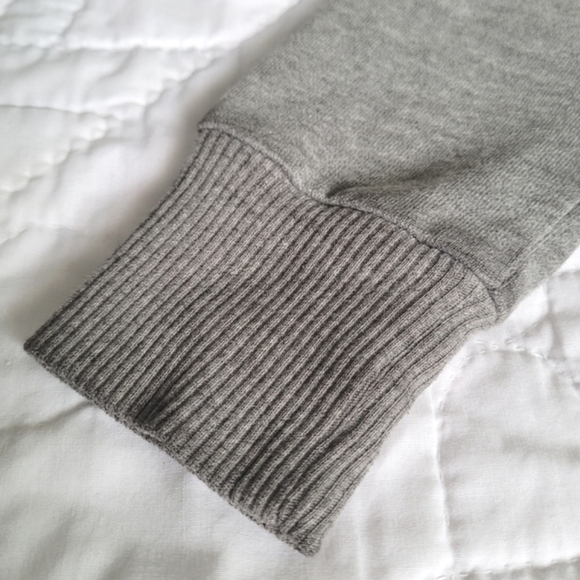 2/$15 ๐ผ Old Navy 94 Hoodie - Picture 5 of 10